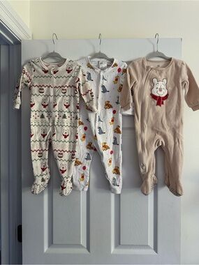 Size 9-12 Month Disney Winnie the Pooh Sleeper Pajama Lot of 3 Footed One Piece